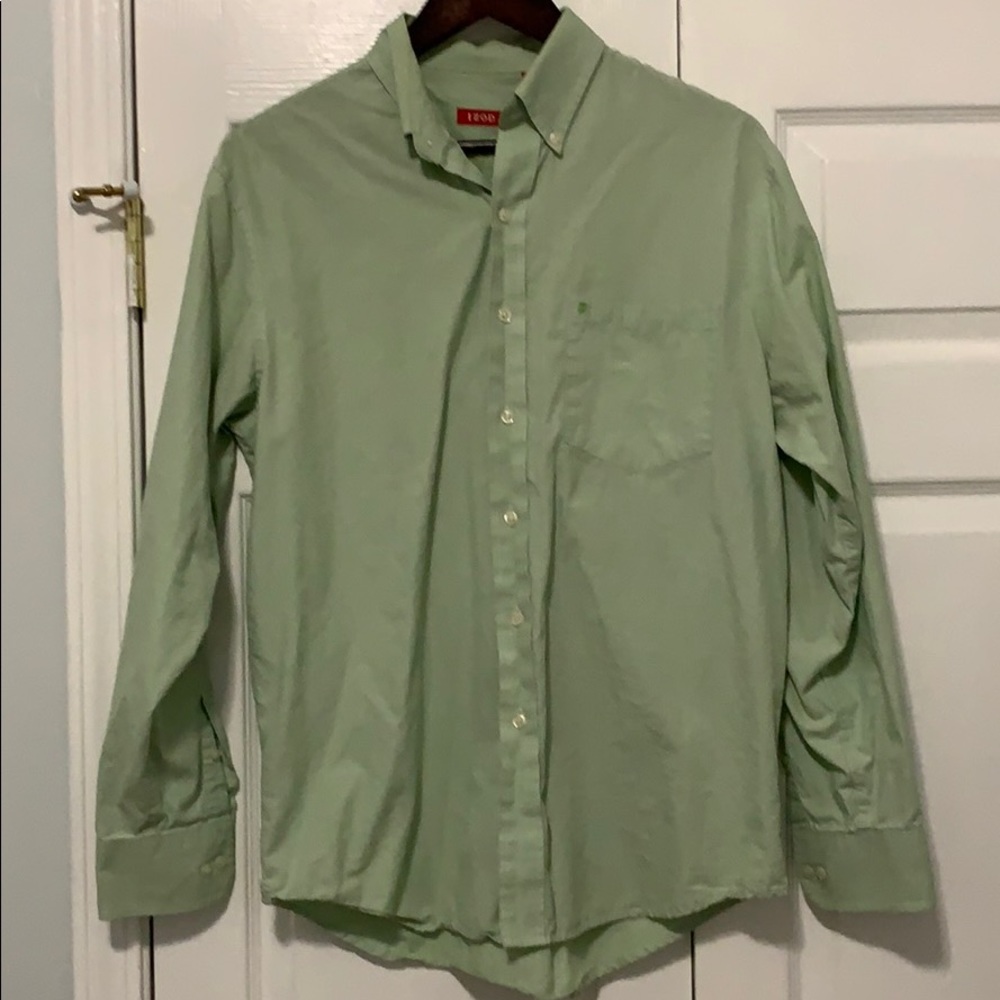Men’s Medium Izod button up